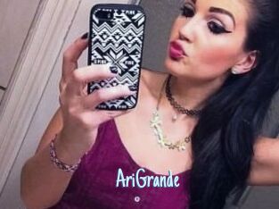 AriGrande