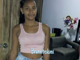 Brunetteskinx