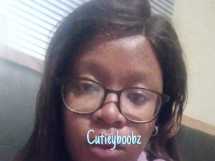 Cutieyboobz