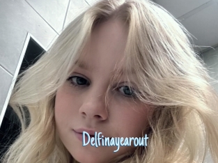 Delfinayearout
