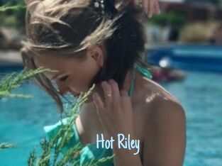 Hot_Riley