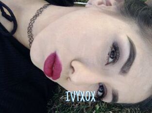 IVY_XOX