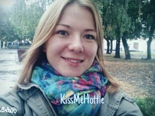 KissMeHottie