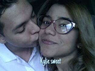 Kylie_sweet