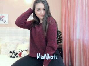MiaAlberts