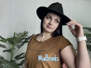 MiaBronks