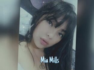 Mia_Mills