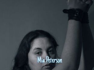 Mia_Peterson