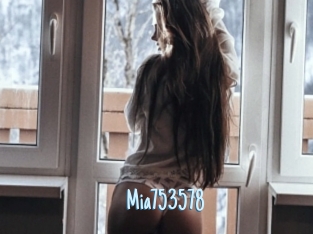 Mia753578