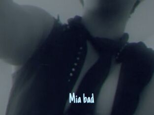 Mia_bad
