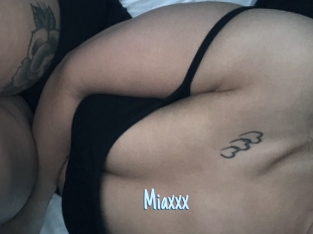 Miaxxx