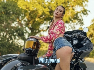Milfybunni