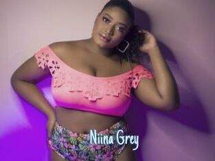 Niina_Grey
