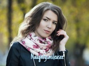 Naughtysmileusee