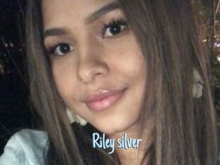 Riley_silver