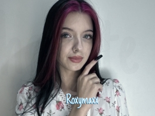 Roxymaxx