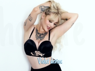 Violet_devine